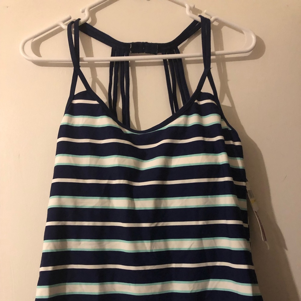 NWT Jantzen Sport M woman’s swim suit cami tank